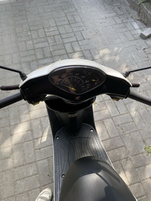 Скутер Honda dio af68