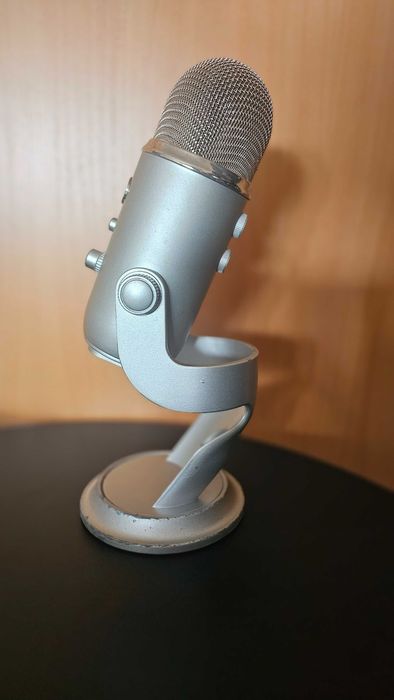 Micro Blue Yeti Profissional com extras a bom preço64284588995841122
