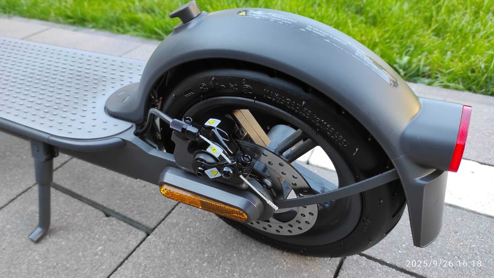 Hulajnoga Xiaomi Mi Electric Scooter Essential