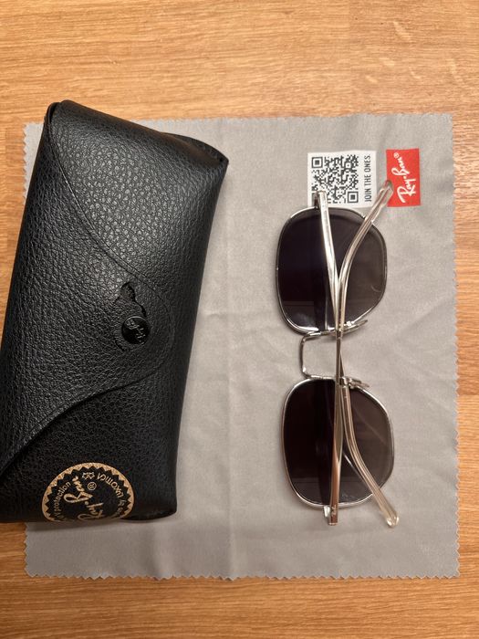 Okulary przeciwsłoneczne Ray-Ban RB3682