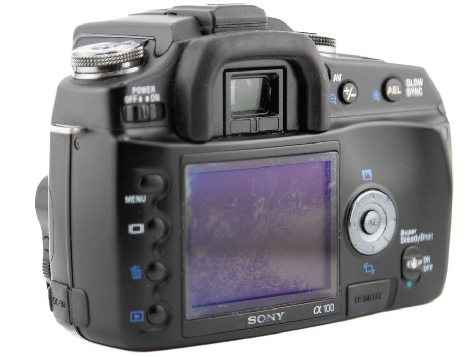 Lustrzanka Sony A100 z ładowarką