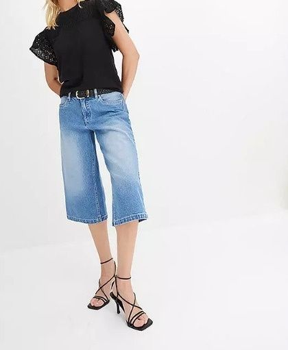 B.P.C t-shirt czarny z koronką r.40/42