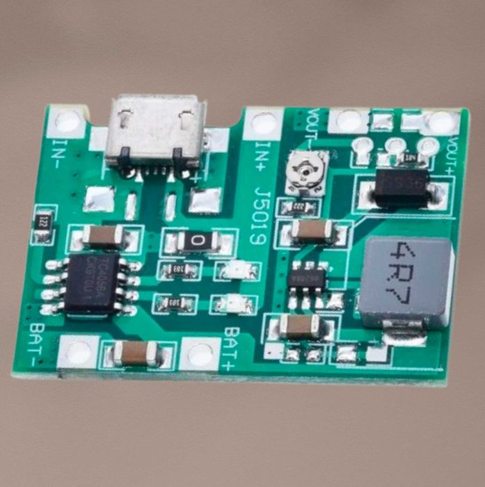 Модуль бесперебойник DC конвертер напряжения и зарядное аккумуляторов