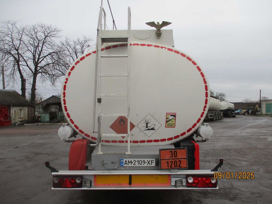 Напівпричіп цистерна ADR/продам бочку бензовоз/паливна Indox SC-3