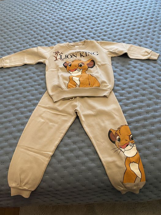 5 conjuntos de fato de treino | tamanho 4 anos| PREÇO IMBATÍVEL