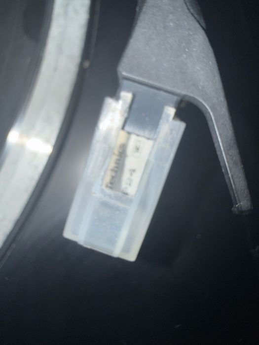 Gira discos Technics SL-J 110R