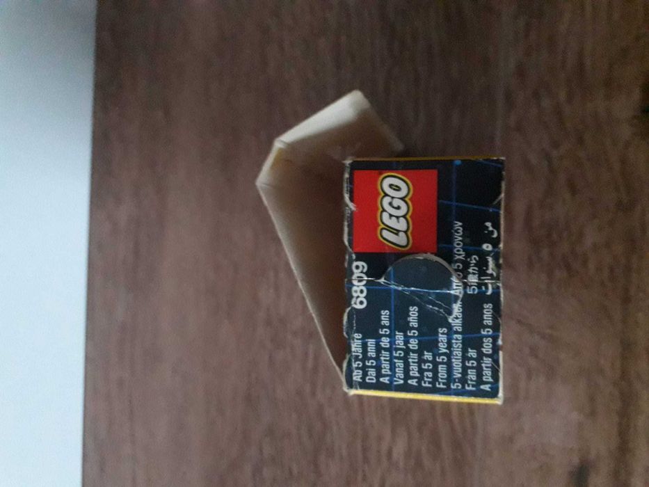 Lego kosmonauta i robot