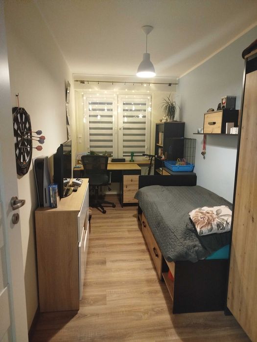 sprzedam 4-pokojowe słoneczne mieszkanie w dobrej lokalizacji