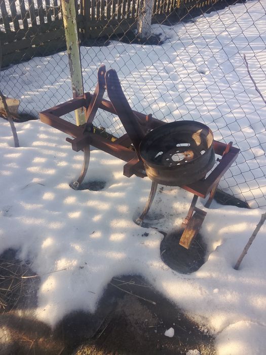 Продам саморобний повнопривідний трактор .