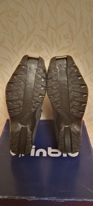 Новые ботинки ATOMIC TX10 для беговых лыж. Размер 41 ( 26 см).