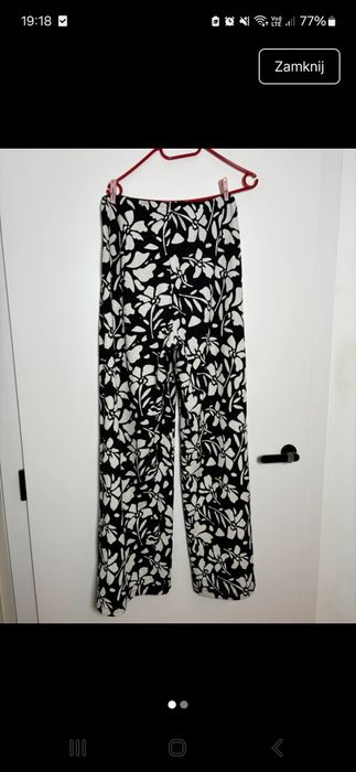 Spodnie Mohito L w kwiaty