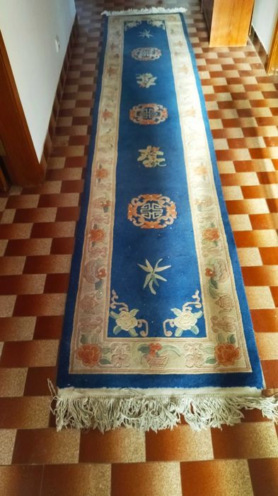 Tapete de corredor comprido