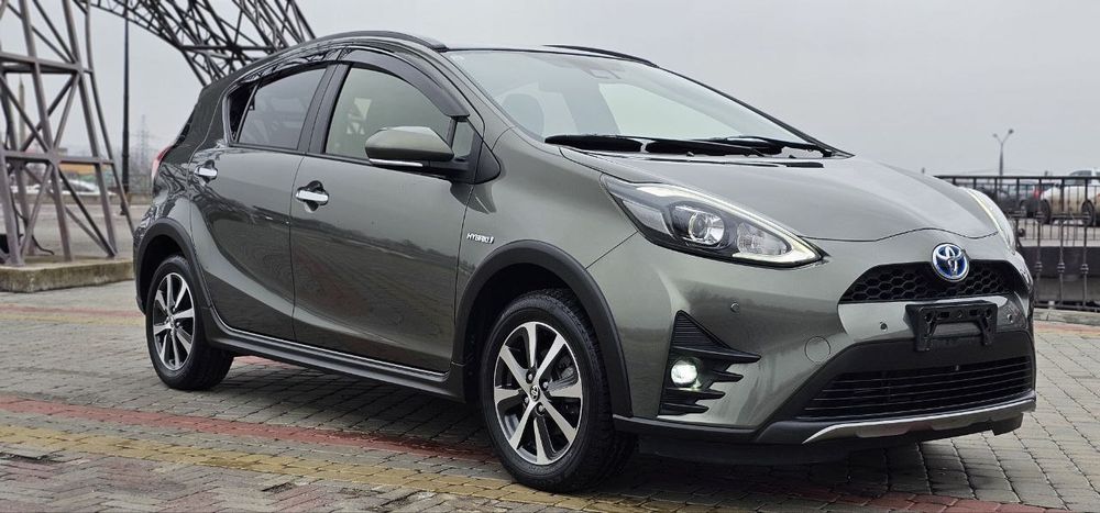 Продам Toyota agua