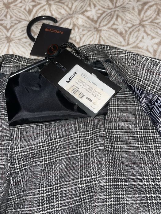 Костюм трійка з жилеткою класичний на корпоратив весілля