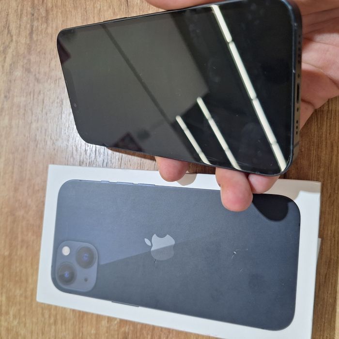 iPhone 13 128 GB 100%