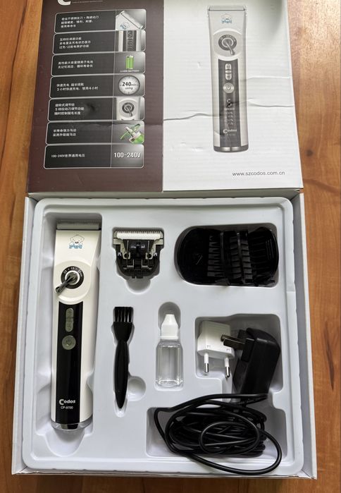 Codos CP-9700  машинка для стрижки  собак и кошек . 3600 гр.
