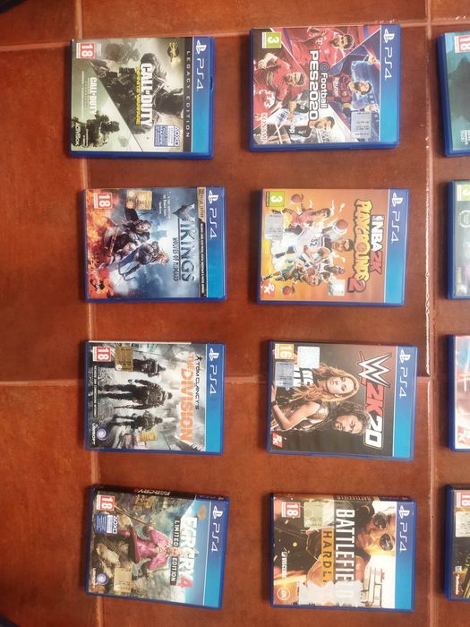 Jogos PlayStation 4 PS4 muito bom estado em caixa manuais FarCry etc