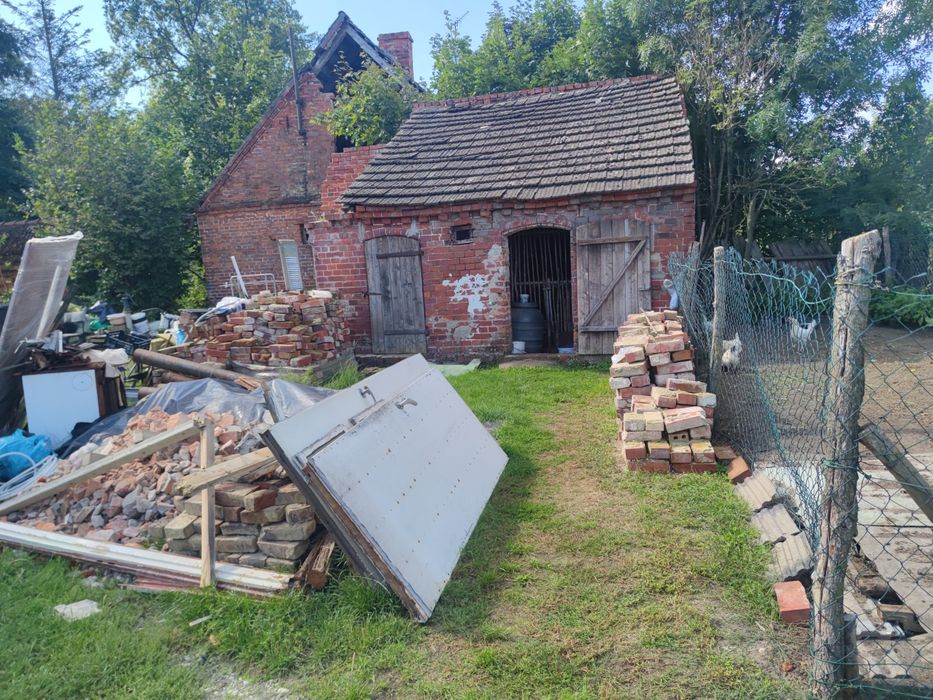 Cegły na sprzedaż