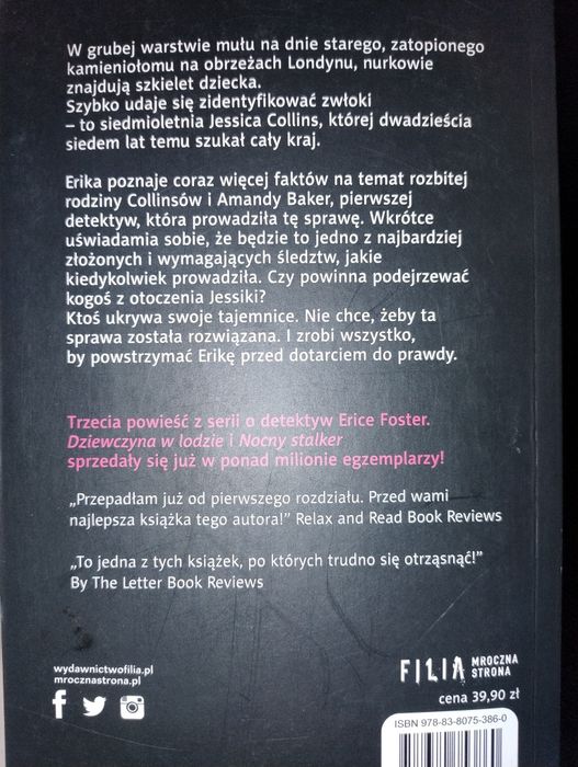 "Mroczna toń" - Robert Bryndza