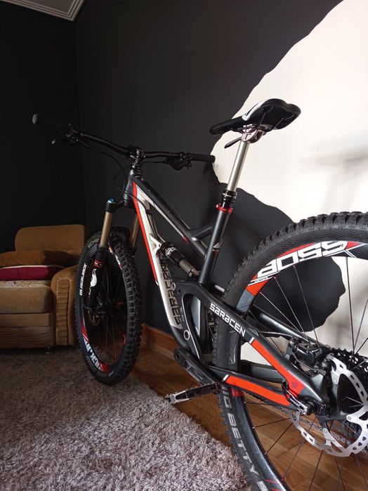 Enduro Saracen Ariel 151 Rodas Carbono