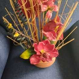 Arranjo decorativo flores