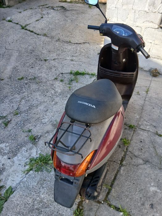 Скутер Honda tact 51