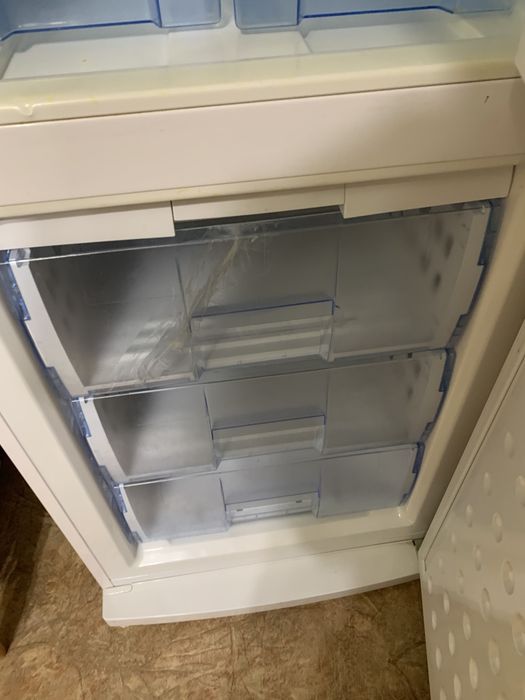 Продам холодильник BEKO