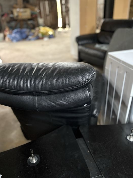 Fotel obrotowy skórzany relaksacyjny