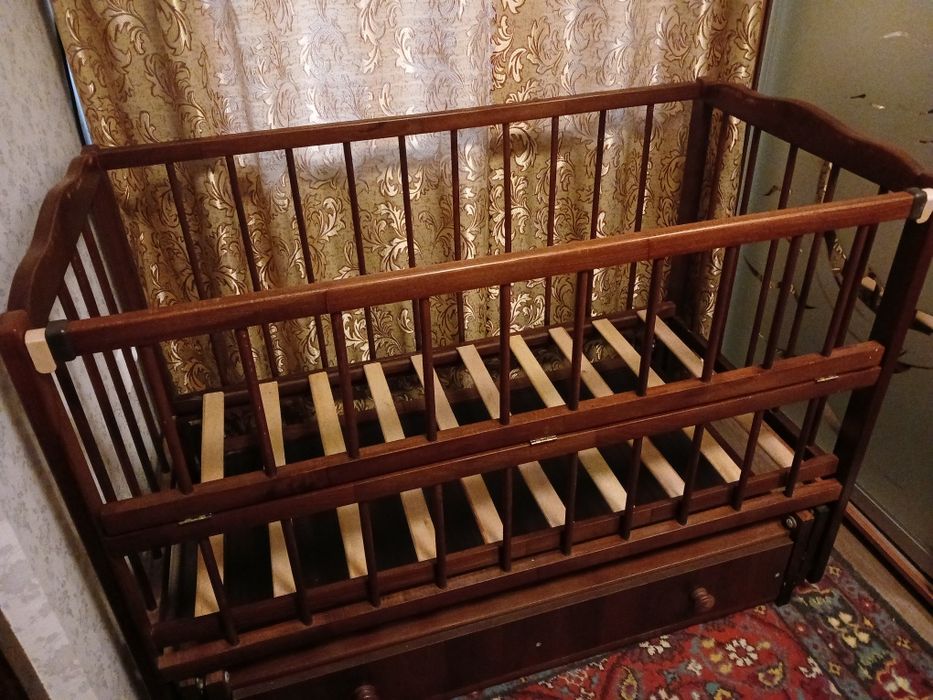 Продам дитяче ліжечко