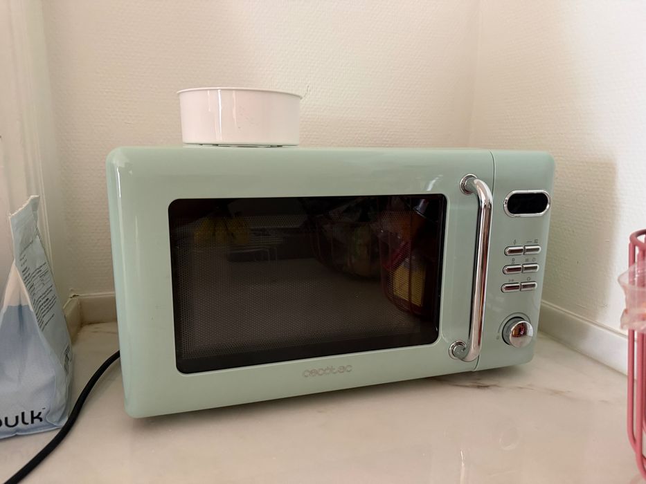 Micro-ondas Combinado com Grelhador Create Retro 900 | 20L - Verde