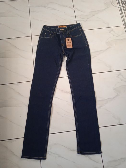 Продам нові джинси ,ціна 200грн