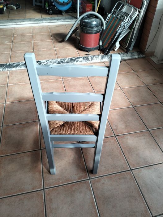 Cadeira madeira e palha