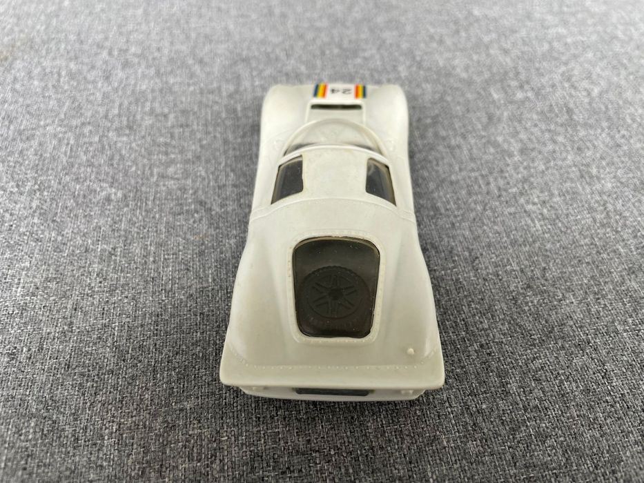 Estetyka Ferrari P4 skala 1:43 PRL