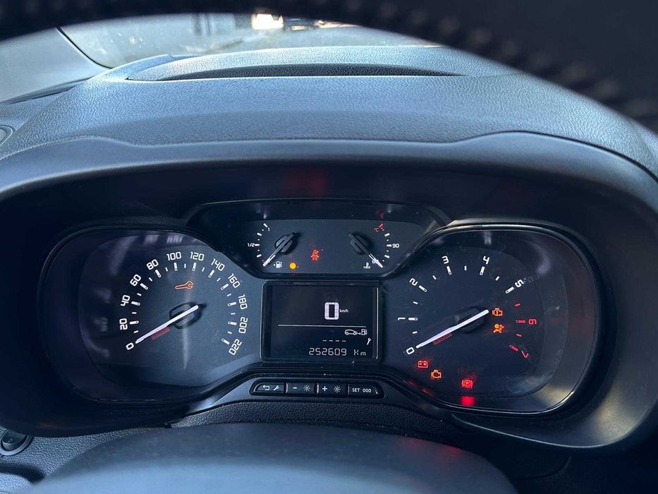 Citroen Berlingo 1.5HDi (Fibrada)