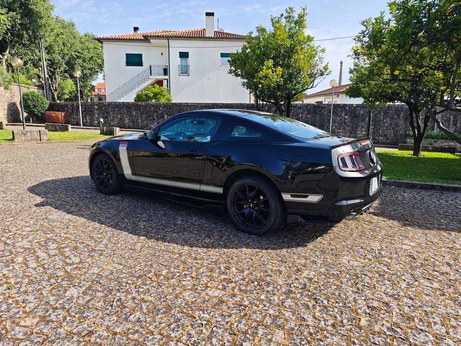 Ford Mustang GT 3.7