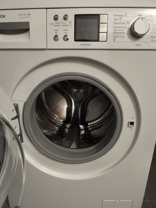 Máquina de lavar roupa Bosch (placa eletrónica avariada))