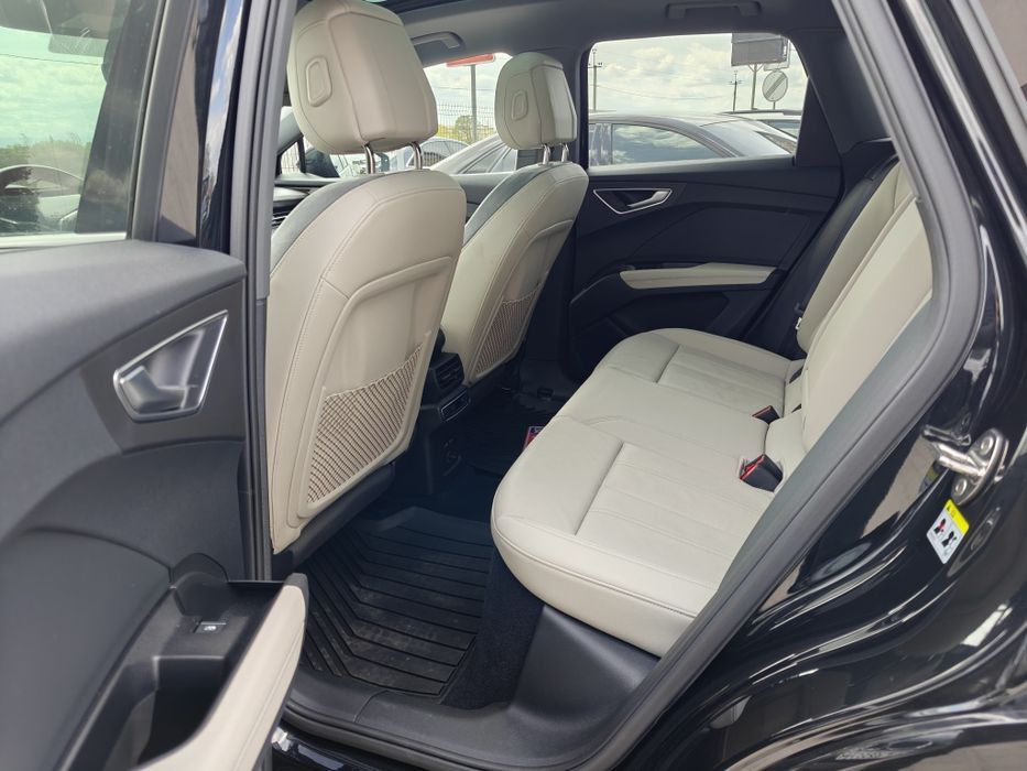 Audi Q4 e-tron 82kw