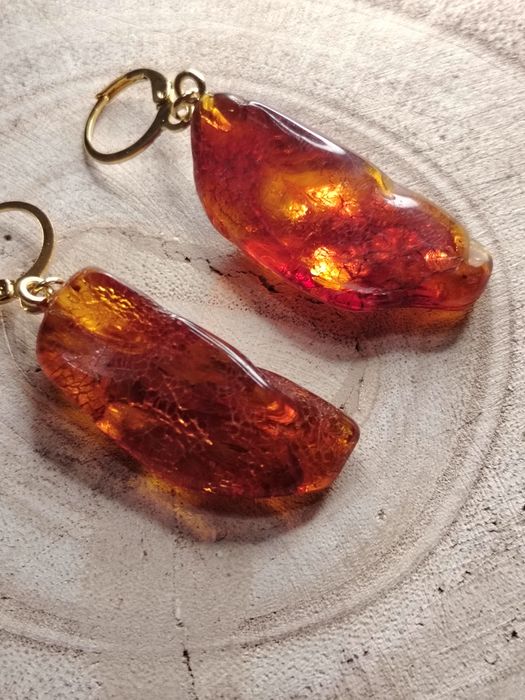 Kolczyki z Naturalnym Bursztynem Bałtyckim.