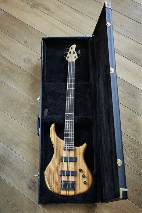 Gitara basowa bass Pedulla Thunderbass 5
