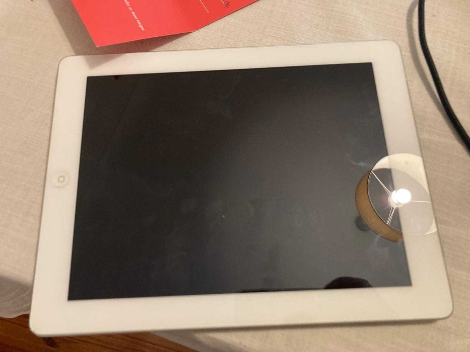 iPad branco antigo modelo A1460