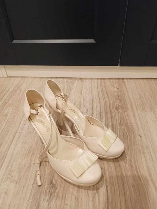 Buty ślubne r. 38