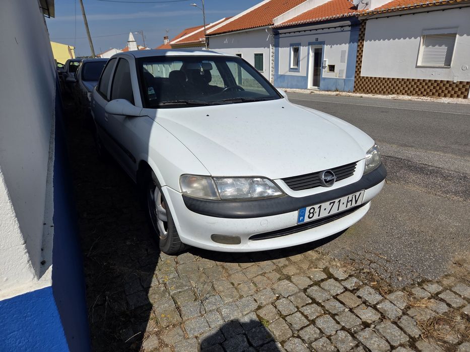 Opel Vectra 1.7 TD motor com avaria