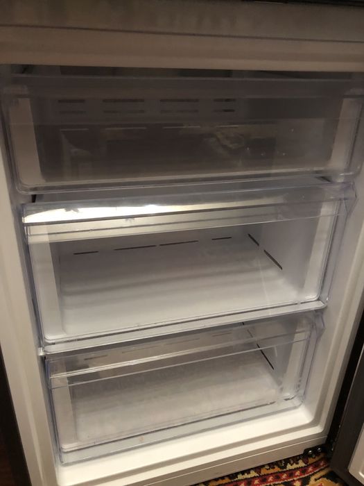 Холодильник Samsung rb38t676fb1