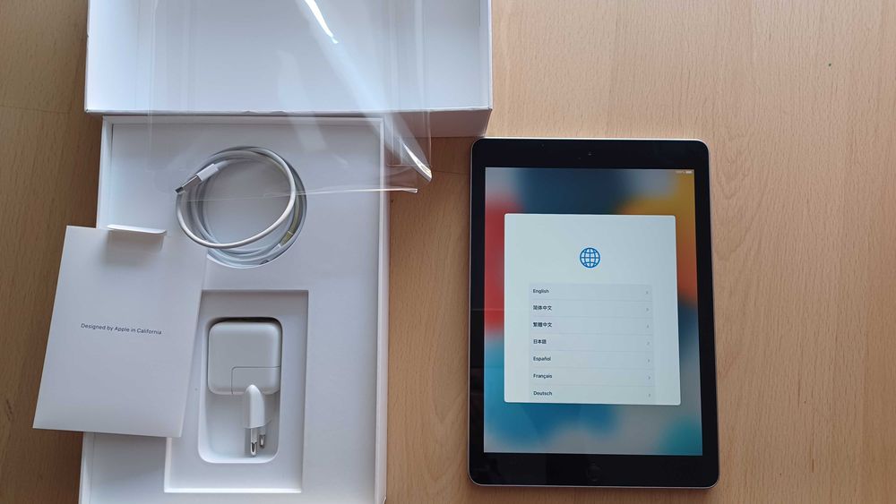 IPad 6ª geração 32Gb - com pouco uso sem riscos como novo