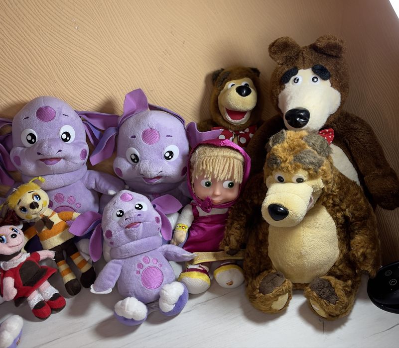 Іграшки з мультфільму - Лунтік, Маша і медвідь