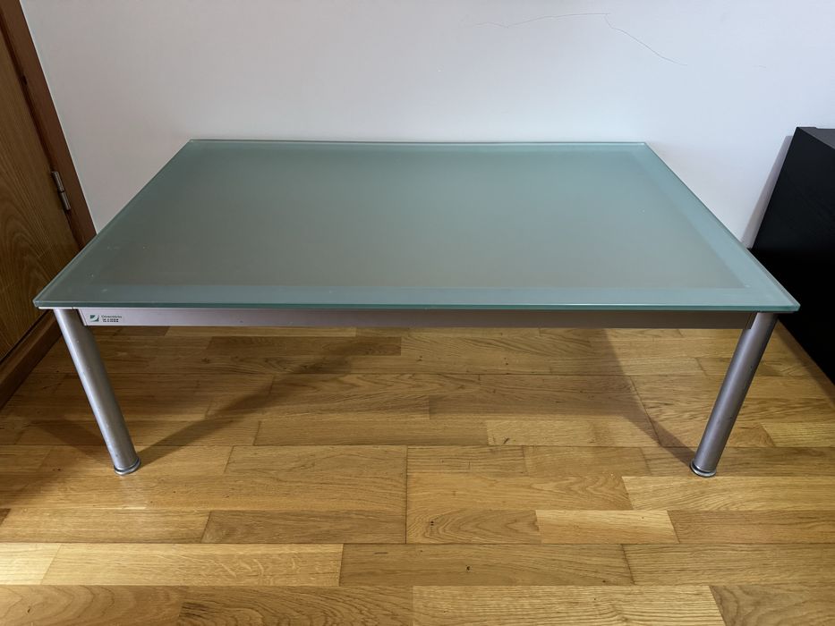 Mesa de Sala com Tampão em Vidro Fosco