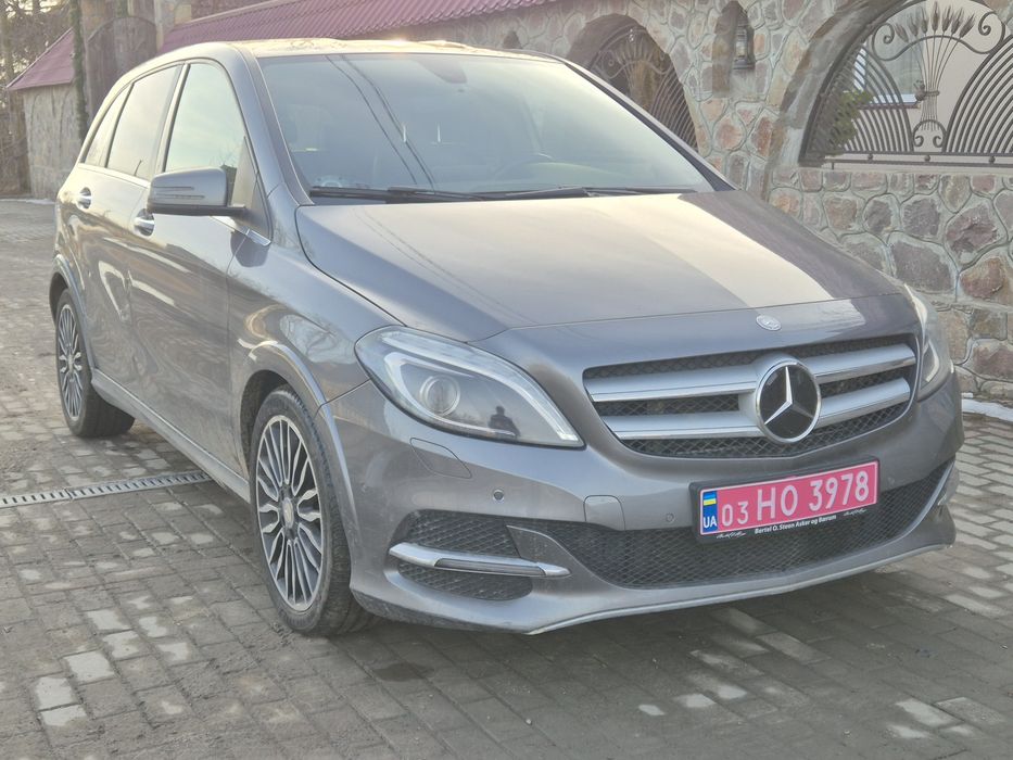 Розборка шрот Mercedes-Benz B-Class B250 electric 245G W242 запчастини