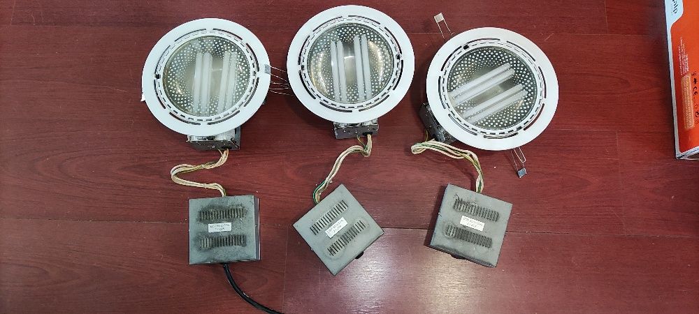 conjunto 3 focus/ lampadas de embutir em pladur - preço de todas = 10€