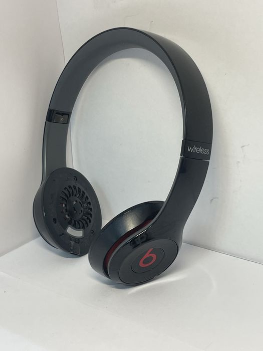 Навушники бездротові Beats Solo 2