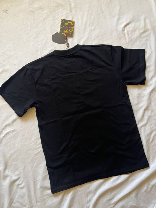 Футболки від BAPE